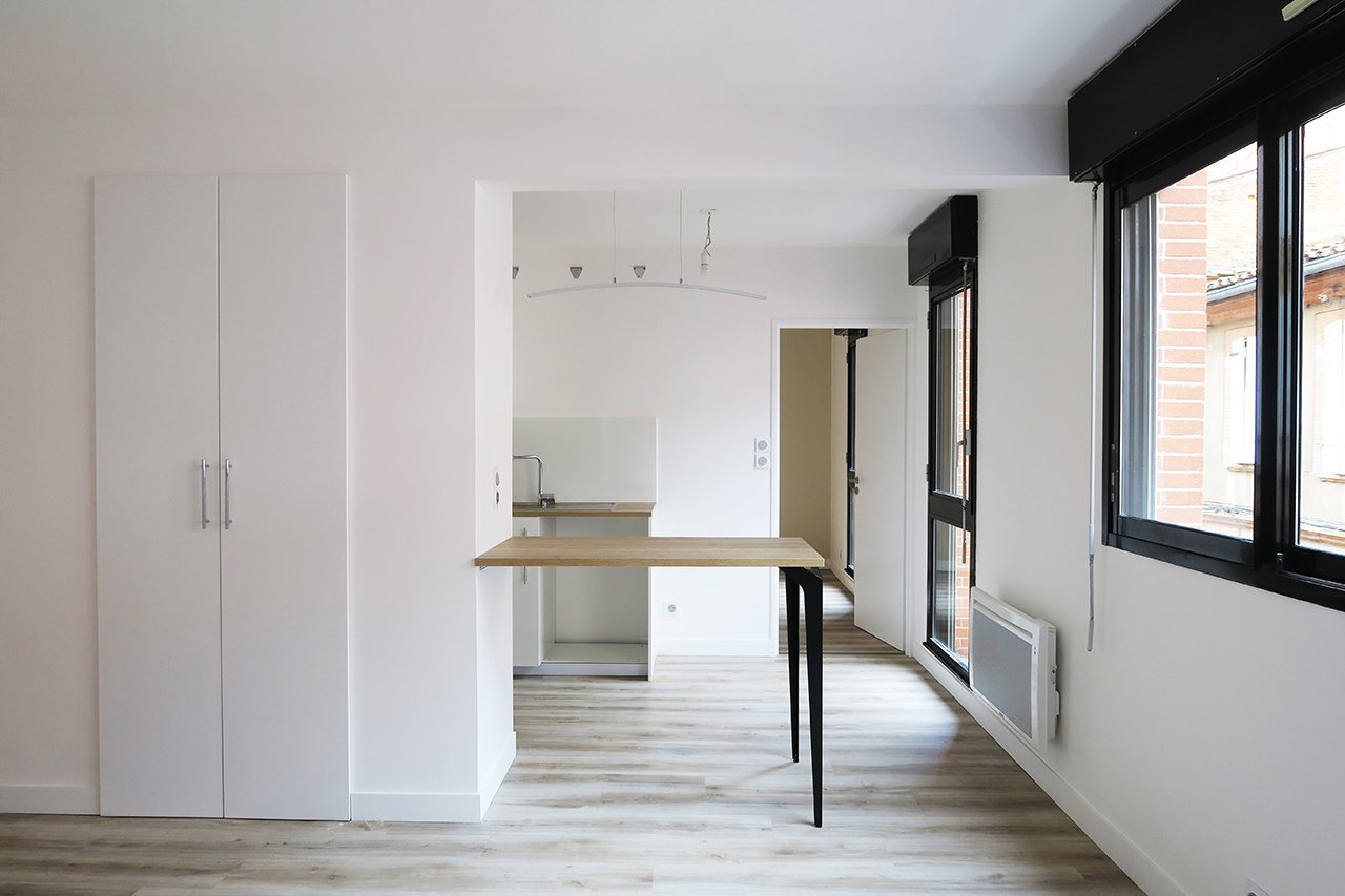 Vue séjour cuisine de jour rénovation appartement j