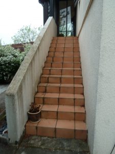 Vue escalier d'entrée maison R avant projet