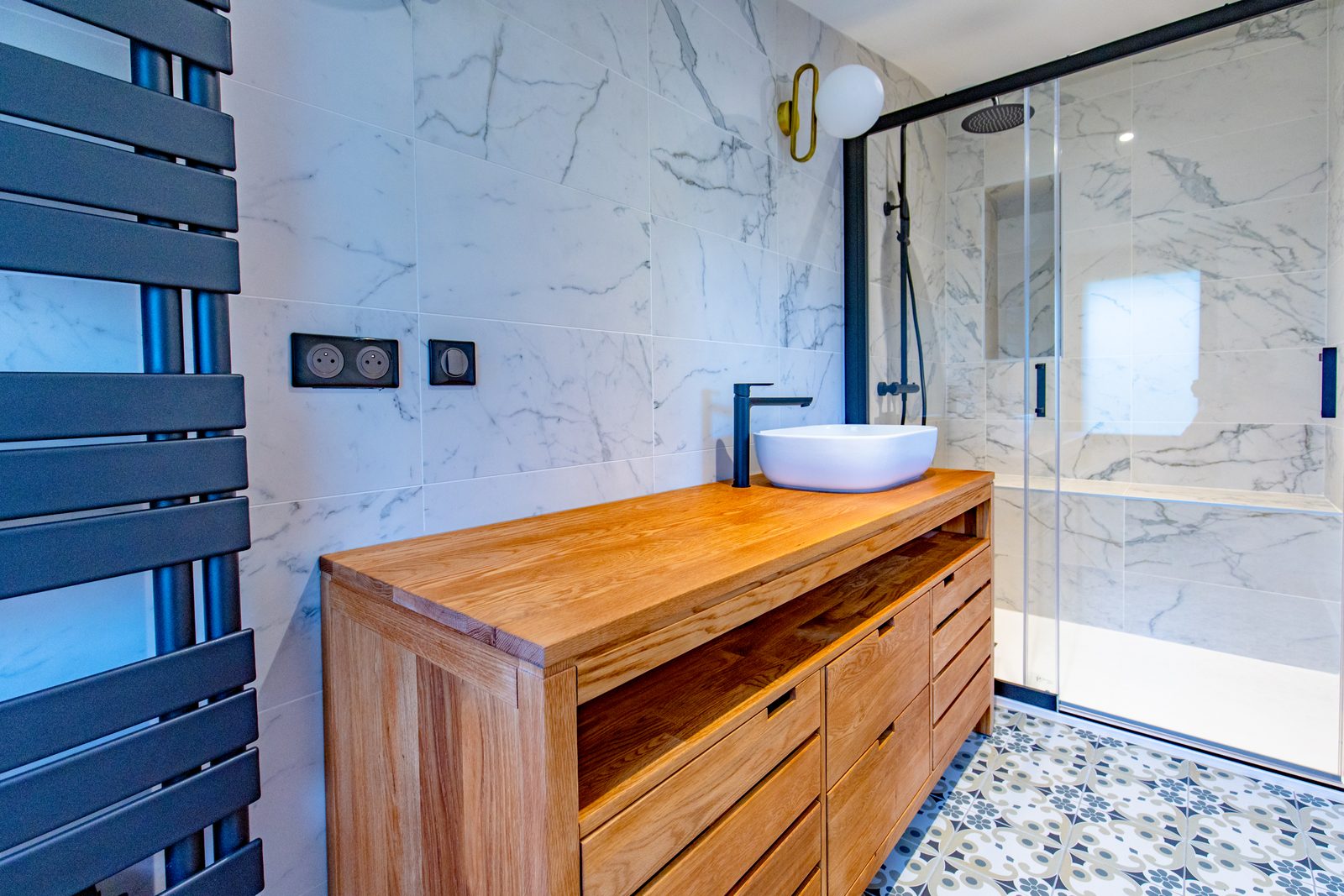 Maison C. — Rénovation lourde années 70-80 — La salle de bain