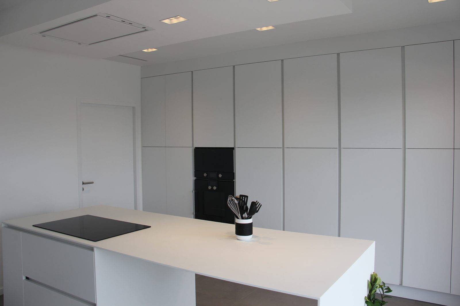 Architecture d’intérieur — Maison N. — La cuisine et son îlot