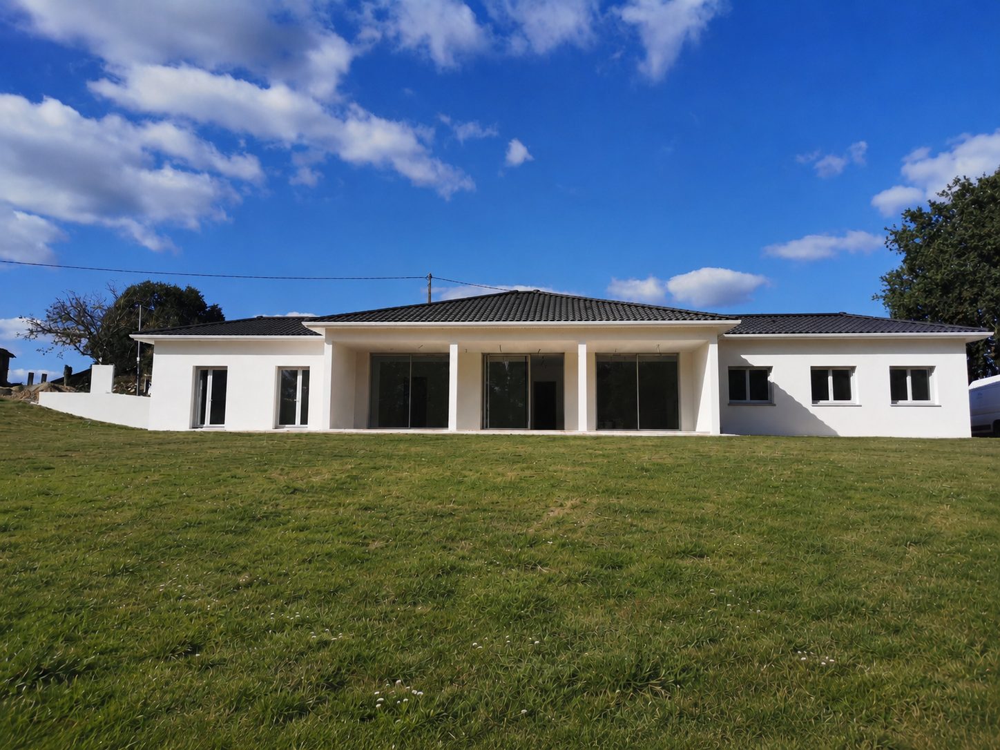 Maison Ph. — Troncens — La façade sud